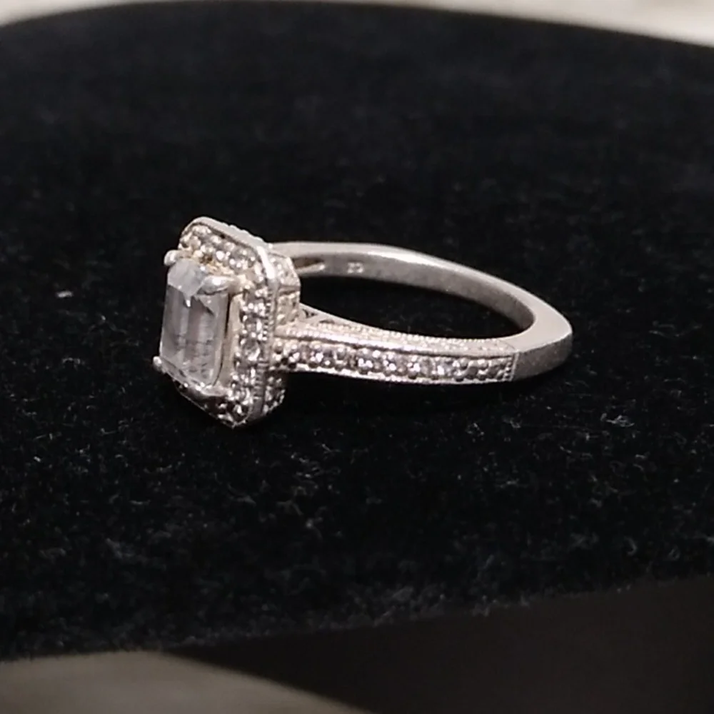 FINAL SALE! Stunning Sterling Silver 925 Cz Ring ๐ Size 7 - Picture 13 of 14